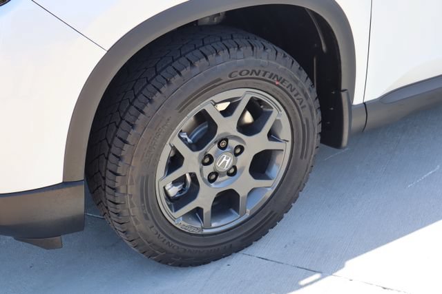 New 2026 Honda Pilot TrailSport image 2