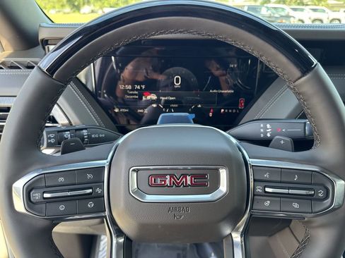 New 2026 GMC Yukon XL Elevation image 21