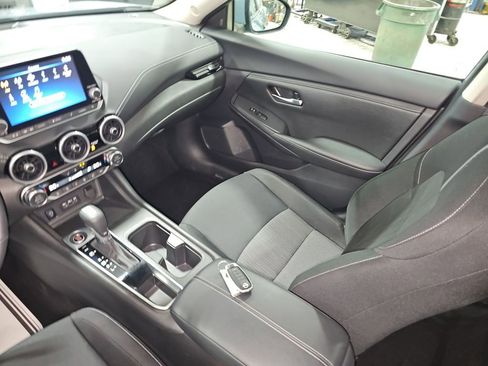 Used 2025 Nissan Sentra SV w/ All-Weather Package image 29