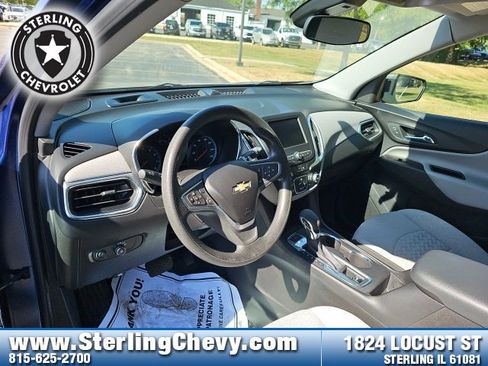 Used 2022 Chevrolet Equinox LS image 11