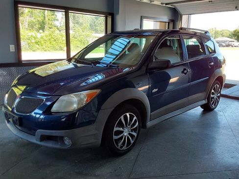 Used 2005 Pontiac Vibe w/ Power Group Value Package FWD image 12