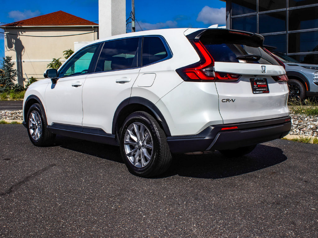 Used 2024 Honda CR-V EX image 4