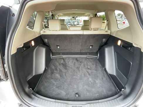 Used 2020 Honda CR-V Touring image 34