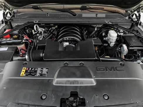 Used 2018 GMC Yukon SLT w/ Open Road Package image 54