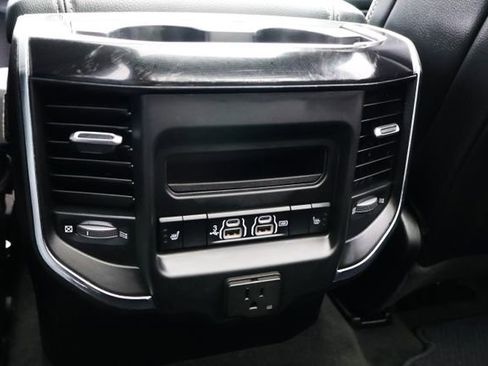 Used 2019 RAM 1500 Laramie image 11