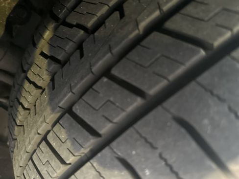 Used 2019 Toyota RAV4 XSE image 9