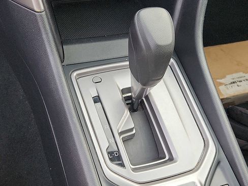 Used 2023 Subaru Forester Premium image 14