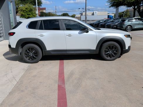 Used 2025 MAZDA CX-50 AWD 2.5 S w/ Weather Package image 11