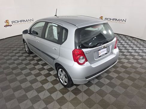 Used 2011 Chevrolet Aveo5 LT w/ LPO, Bodyside Molding Package image 35