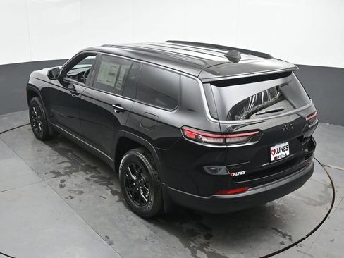 New 2026 Jeep Grand Cherokee L 4WD image 42