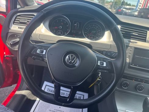 Used 2017 Volkswagen Golf S FWD image 14