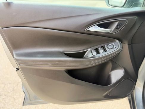 Used 2025 Buick Encore GX Preferred FWD image 10