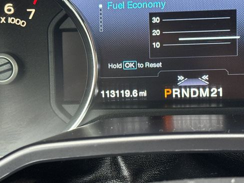 Used 2016 Ford F150 Platinum w/ Equipment Group 701A Luxury image 27