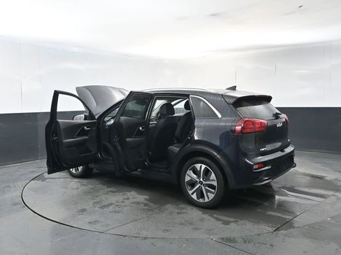 Used 2022 Kia Niro EX w/ Cold Weather Package image 29