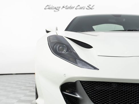 Used 2019 Ferrari 812 Superfast RWD image 8