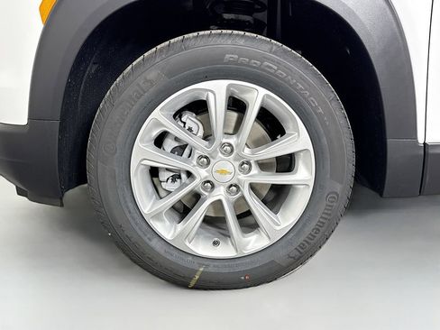 New 2026 Chevrolet TrailBlazer LS w/ LS Convenience Package AWD/4WD image 28
