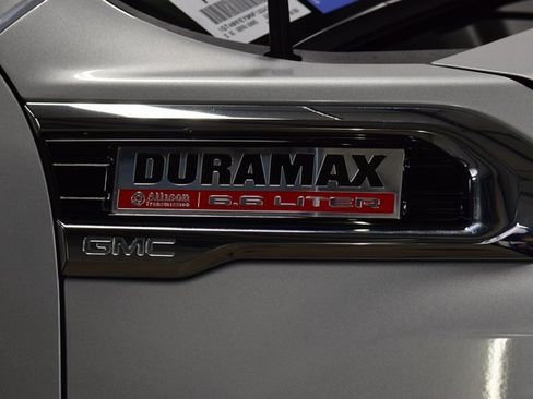 Used 2022 GMC Sierra 3500 Denali w/ Denali Ultimate Package image 17