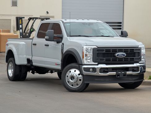 New 2026 Ford F450 XL w/ 360-Degree Camera Package AWD/4WD image 1