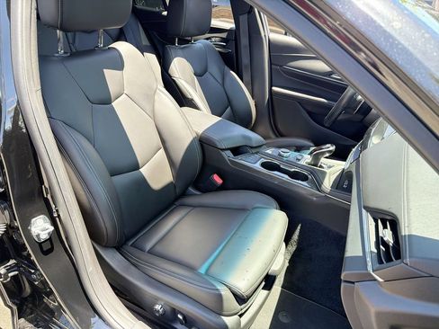 Used 2023 Cadillac CT4 V Blackwing w/ Driver Assist Package RWD image 26