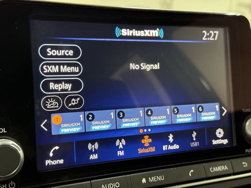 Used 2024 Nissan Altima 2.5 SV FWD image 14