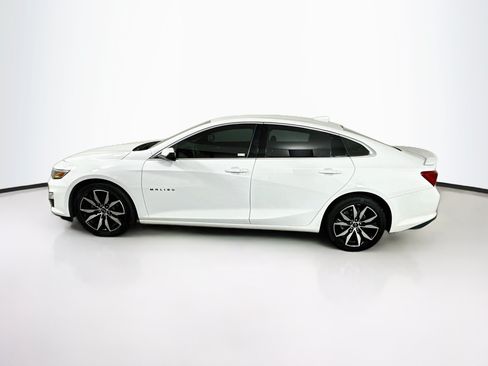 Used 2023 Chevrolet Malibu RS w/ LPO, Floor Liner Package FWD image 4