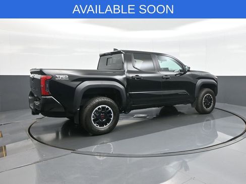 Used 2024 Toyota Tacoma TRD Off-Road w/ TRD Off Road Premium Package image 7