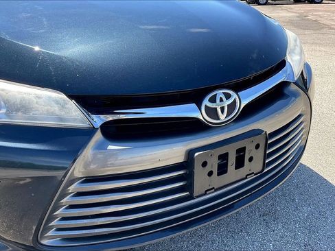 Used 2017 Toyota Camry LE image 34