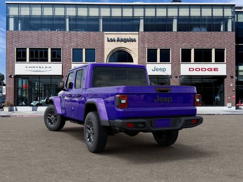 New 2026 Jeep Gladiator Sport AWD/4WD image 3
