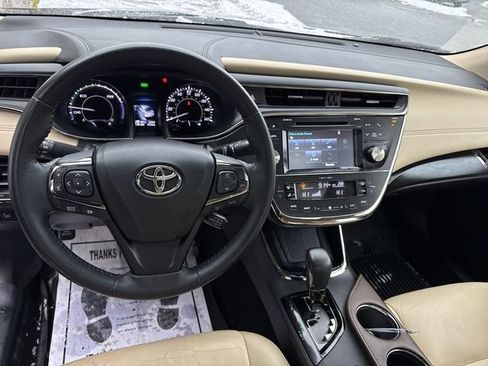 Certified 2018 Toyota Avalon Limited image 15
