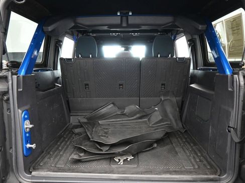 Used 2022 Ford Bronco Outer Banks w/ Sasquatch Package AWD/4WD image 37