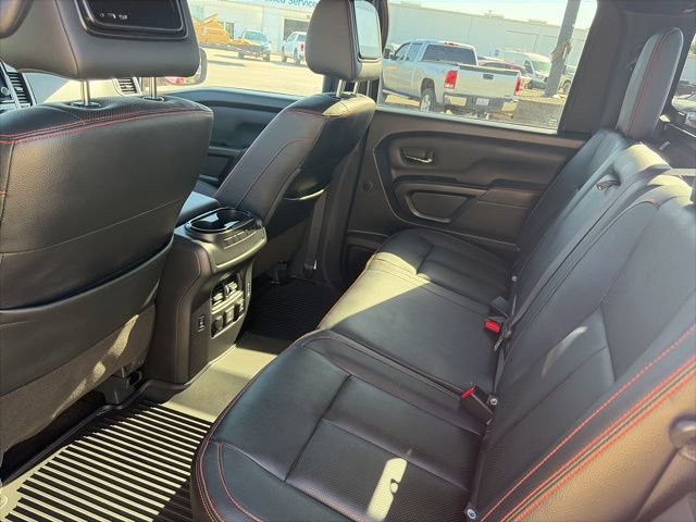 Used 2024 Nissan Titan PRO-4X w/ Pro-4x Convenience Package AWD/4WD image 11