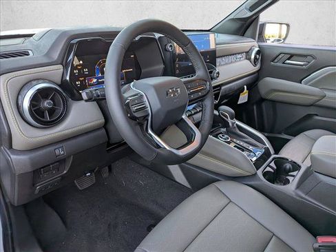 New 2026 Chevrolet Colorado ZR2 AWD/4WD image 3