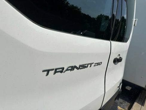 Used 2020 Ford Transit 250 Low Roof RWD image 26