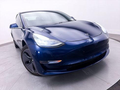 Used 2018 Tesla Model 3 Long Range RWD image 3
