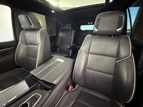 Used 2022 Cadillac Escalade Sport w/ Touring Package image 22