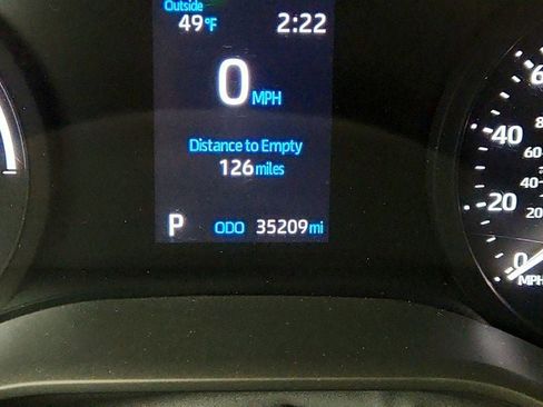 Used 2021 Toyota Sienna XLE image 16