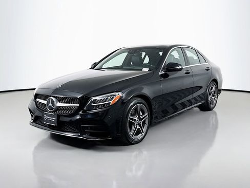 Used 2021 Mercedes-Benz C 300 4MATIC Sedan image 3