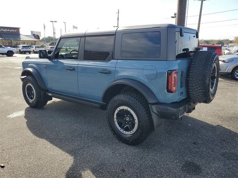 Used 2023 Ford Bronco Badlands image 3