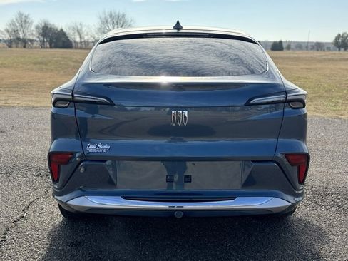 Used 2024 Buick Envista Avenir image 5