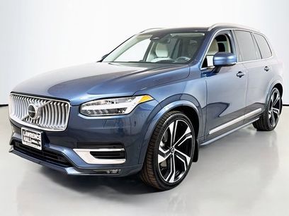 Used 2024 Volvo XC90 B6 Ultimate w/ Lounge Package