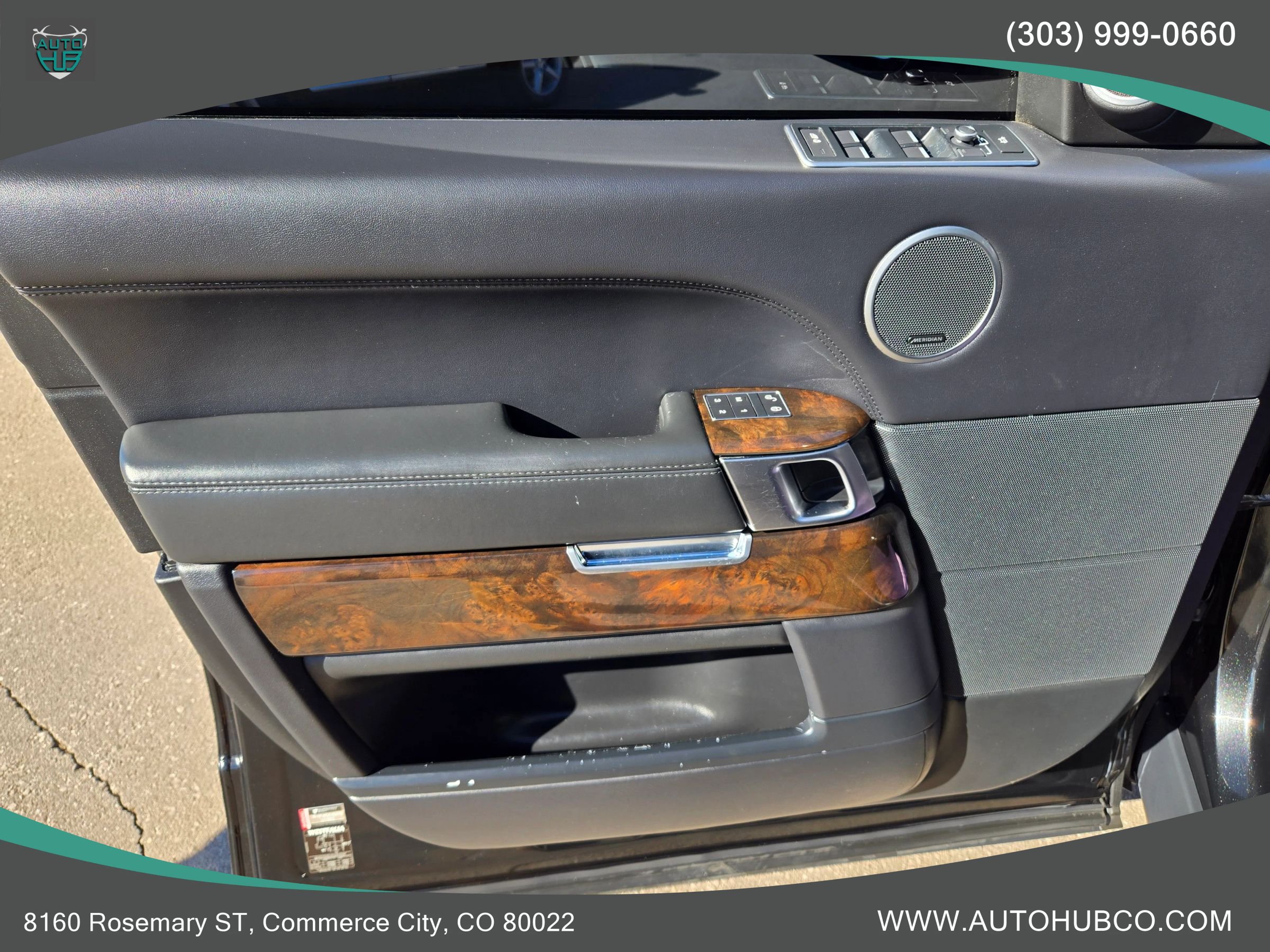 Used 2016 Land Rover Range Rover Supercharged AWD/4WD image 27
