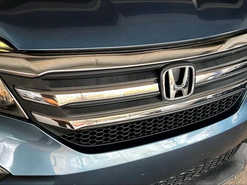 Used 2017 Honda Pilot EX image 29