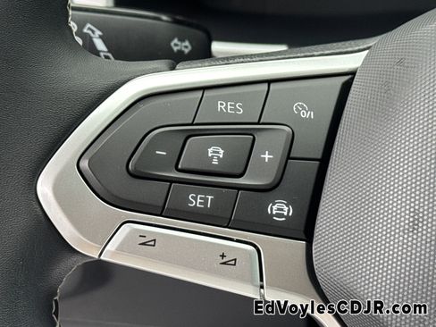 Used 2022 Volkswagen Atlas SE image 34