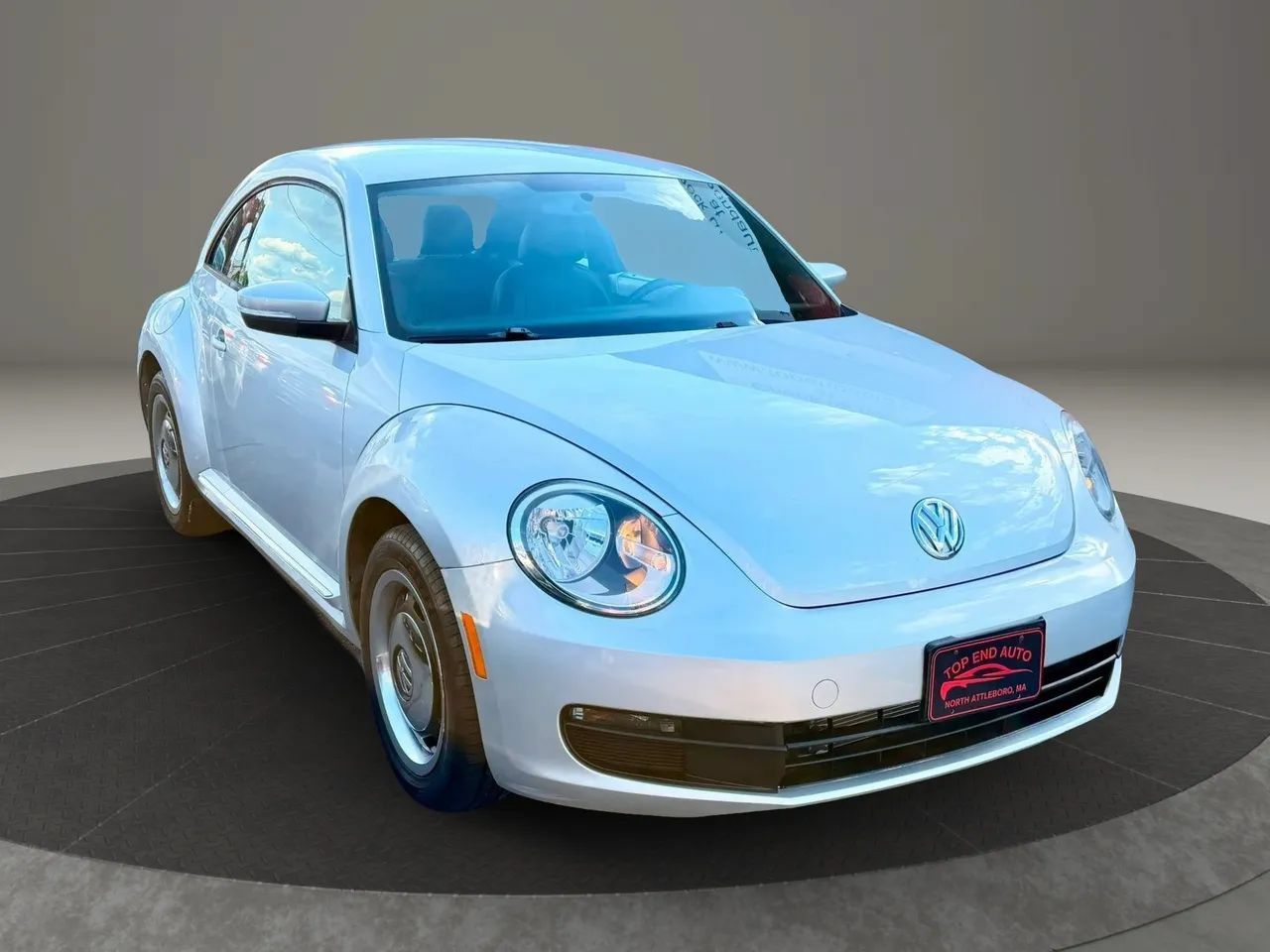 Used 2012 Volkswagen Beetle 2.5 FWD image 3