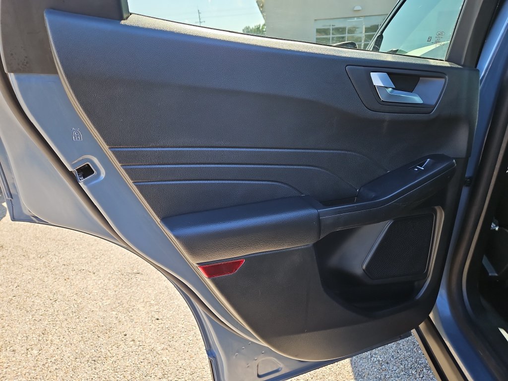Used 2025 Ford Escape ST-Line AWD/4WD image 14