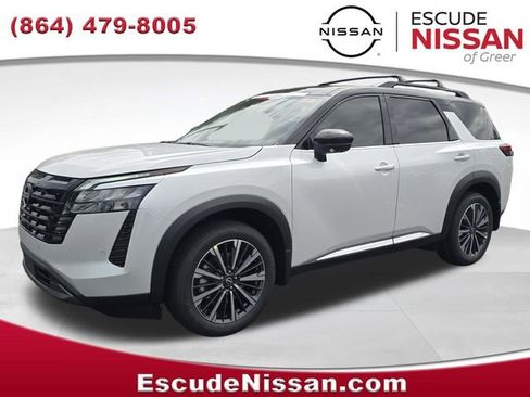 New 2026 Nissan Pathfinder Platinum AWD/4WD image 7