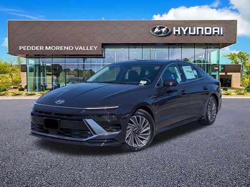 New 2025 Hyundai Sonata Limited image 2