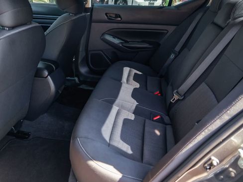 Used 2025 Nissan Altima 2.5 S image 17