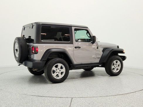 Used 2019 Jeep Wrangler Sport AWD/4WD image 5