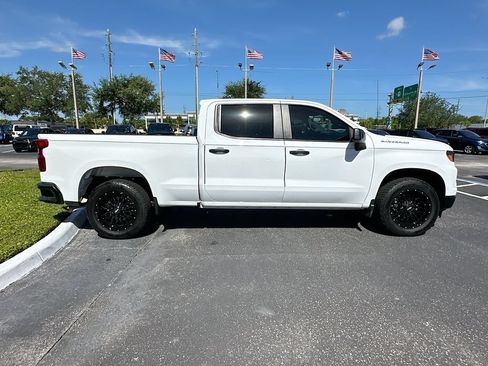 Used 2025 Chevrolet Silverado 1500 W/T RWD image 4